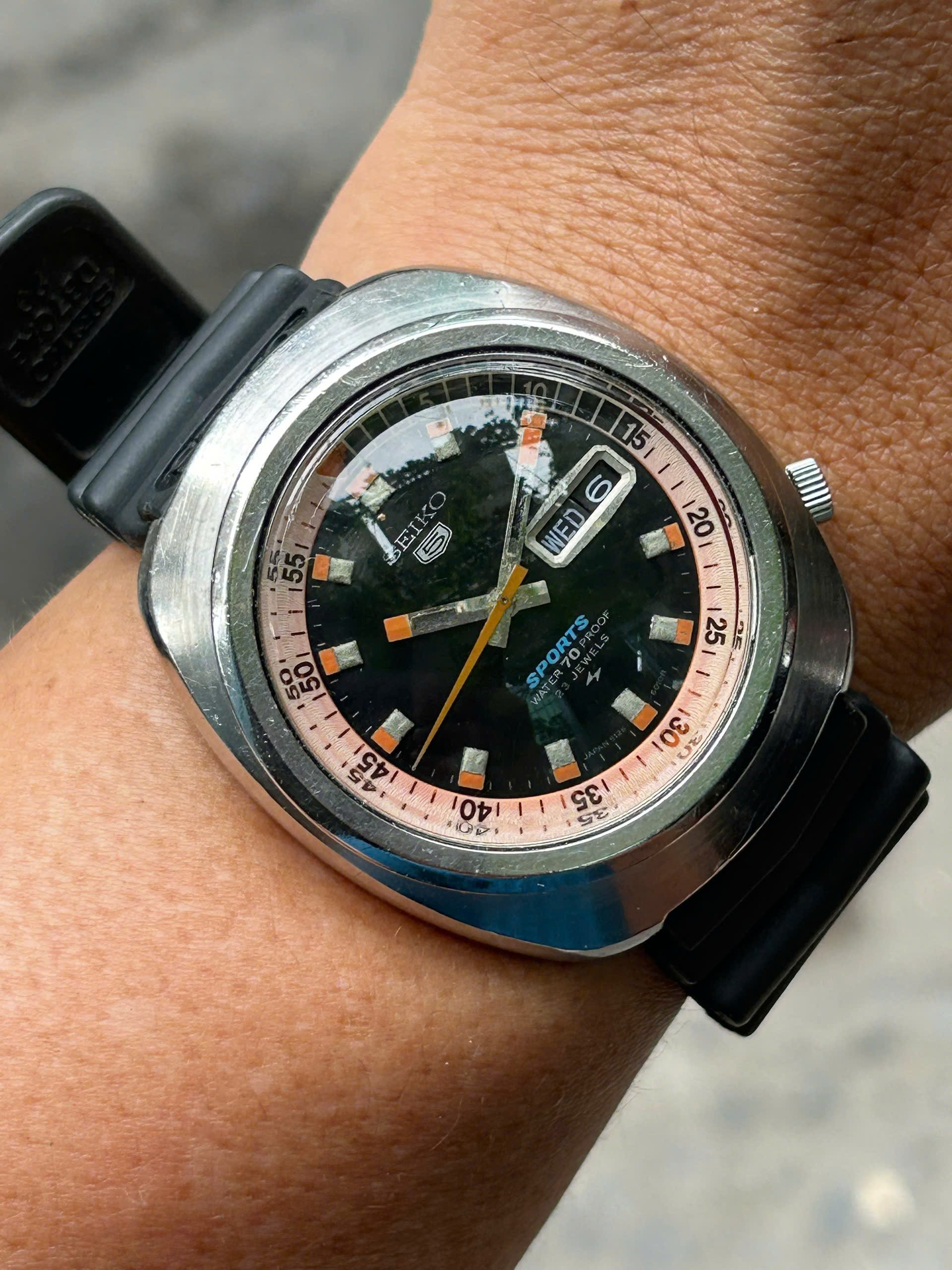 Seiko 5 Sports water 70 Proof 23 jewels 5126-6010 / case no.952474