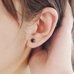 PT900ブラックダイヤモンドピアス1カラット(0.50ct×2)AAA