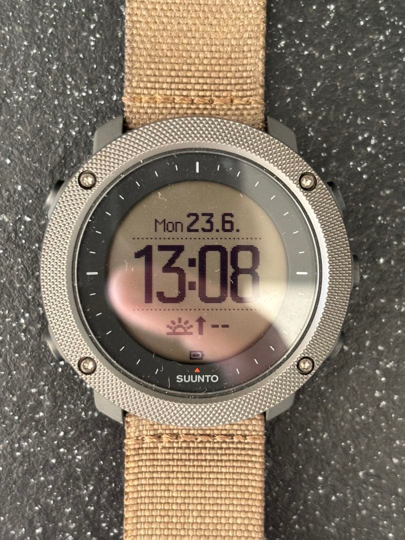 【生産終了モデル】SUUNTO TRAVERSE ALPHA Suunto Traverse Alpha Copper – the GPS/GLONASS outdoor watch